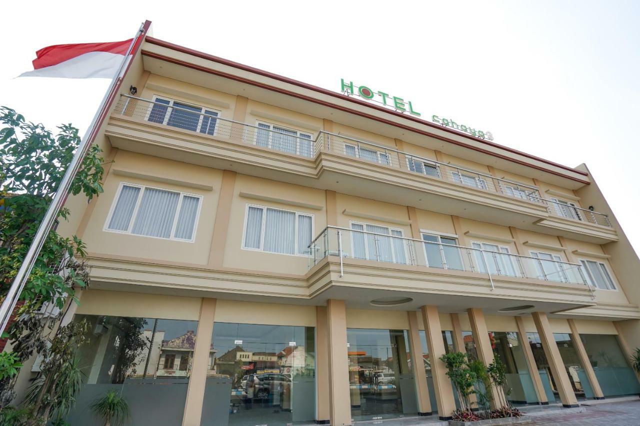 Oyo 1330 Hotel Cahaya 3 Surabaya Exterior photo